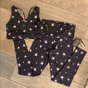 NWT - onzie flow stars workout set